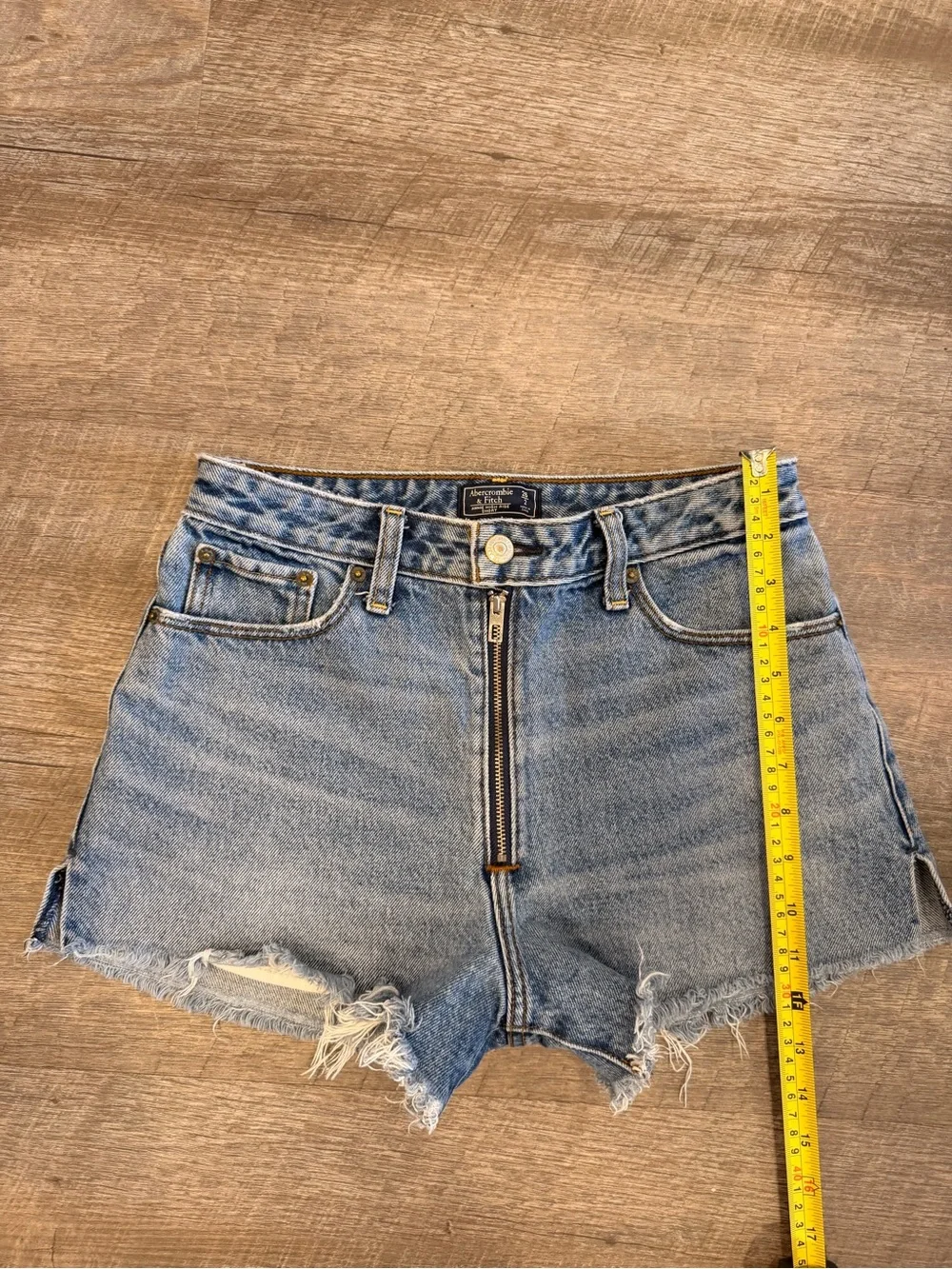 Abercrombie & Fitch Annie High Rise Cut Off Shorts Women’s Size 26 Clean Girl - Picture 7 of 8